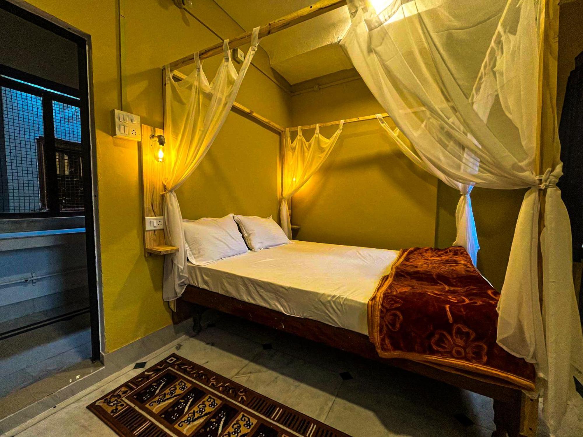 Ilika Guest house Varanasi
